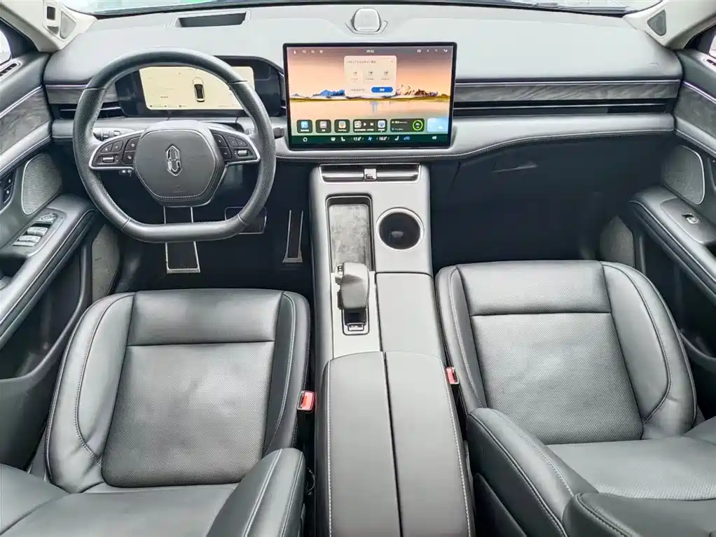Aito M5