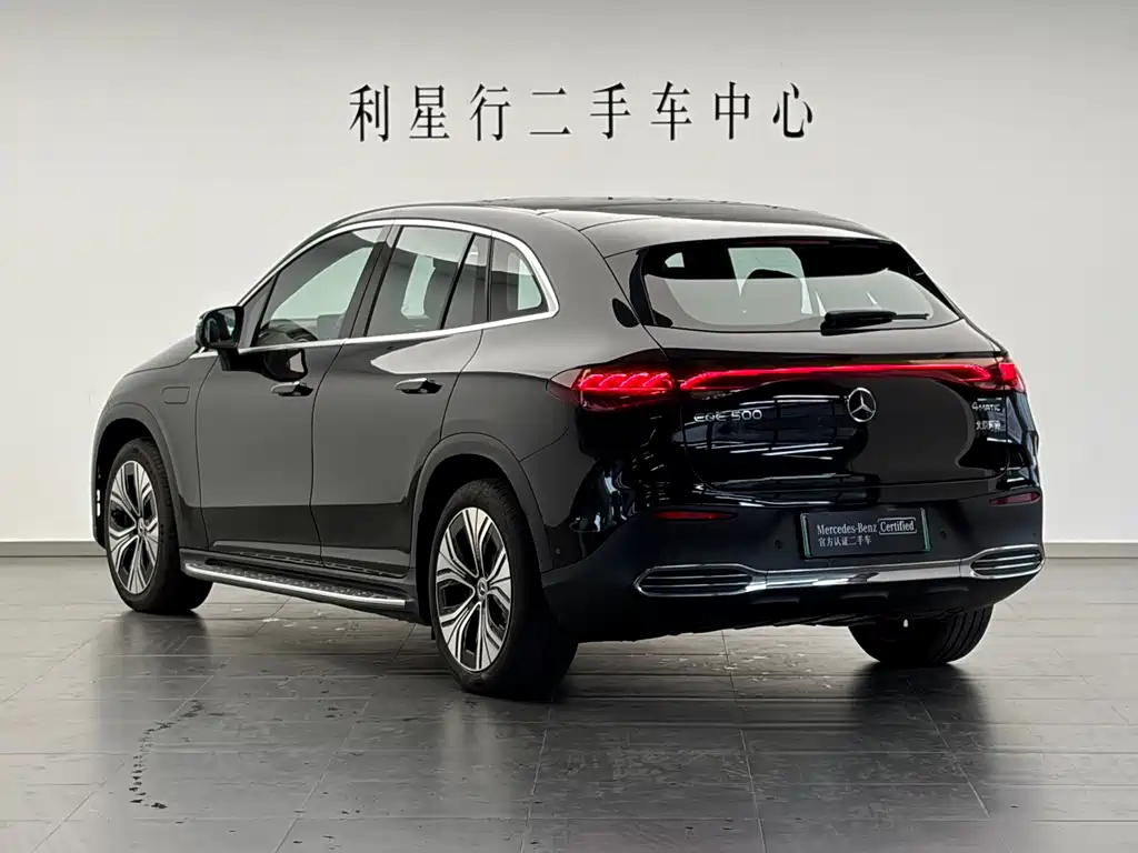 Mercedes-Benz EQE SUV — миниатюра 4