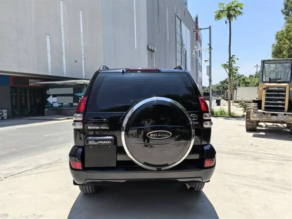 Toyota Land Cruiser Prado 2006 4.0L AT VX