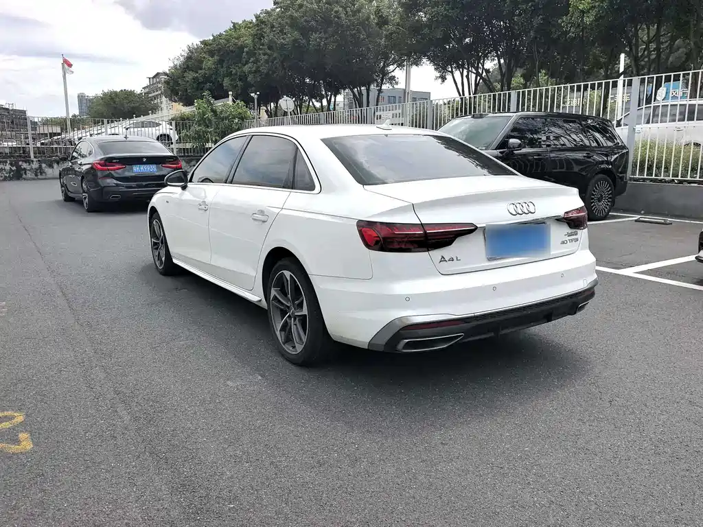 Audi A4L — миниатюра 2