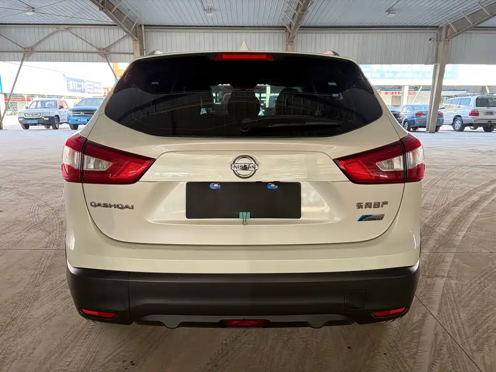 Nissan Qashqai 2017 2.0L CVT Smart V