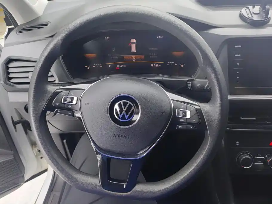 Volkswagen T-Cross — миниатюра 15