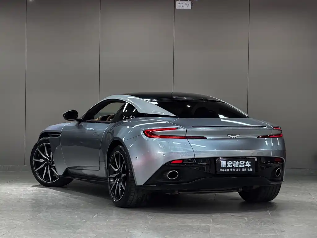 Aston Martin DB11 2016 5.2T