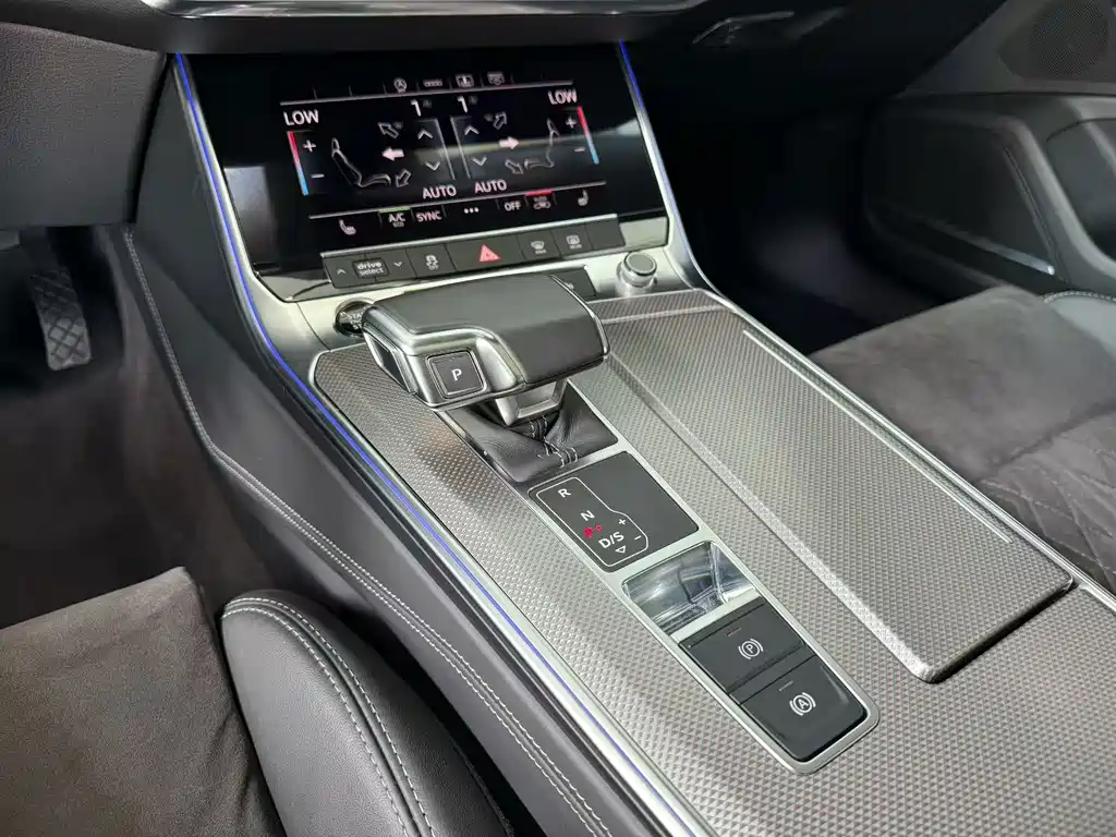Audi A6L — миниатюра 8
