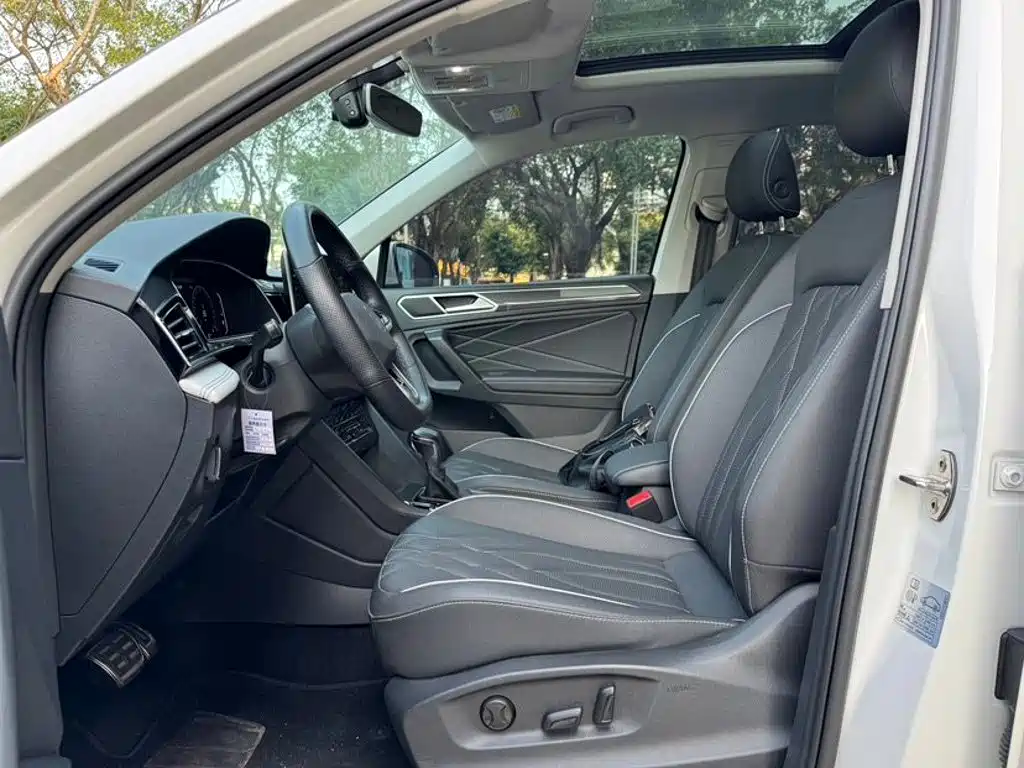 Volkswagen Tiguan L — миниатюра 3