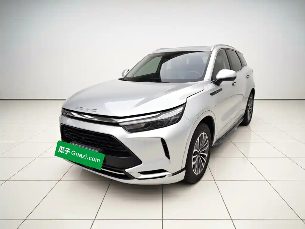 BAIC X7