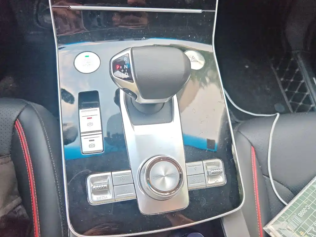 BAIC X7 — миниатюра 15