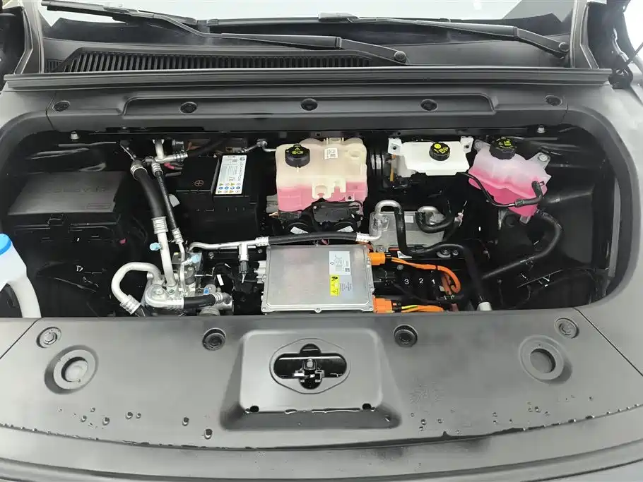 Leapmotor C16 2026 580 Premium 6 мест