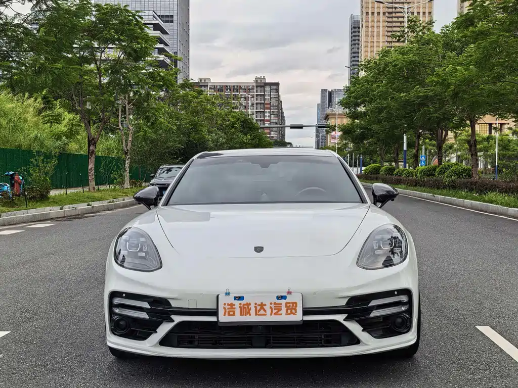 Porsche Panamera — миниатюра 2