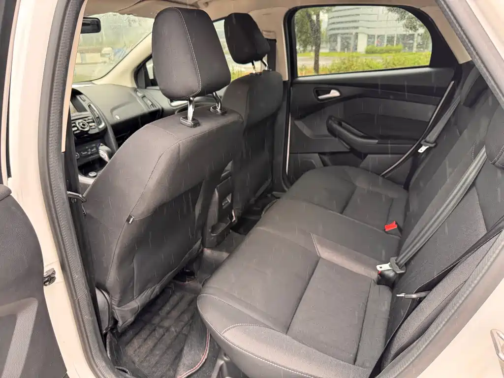 DS 6 2017 1.6T Luxury THP160