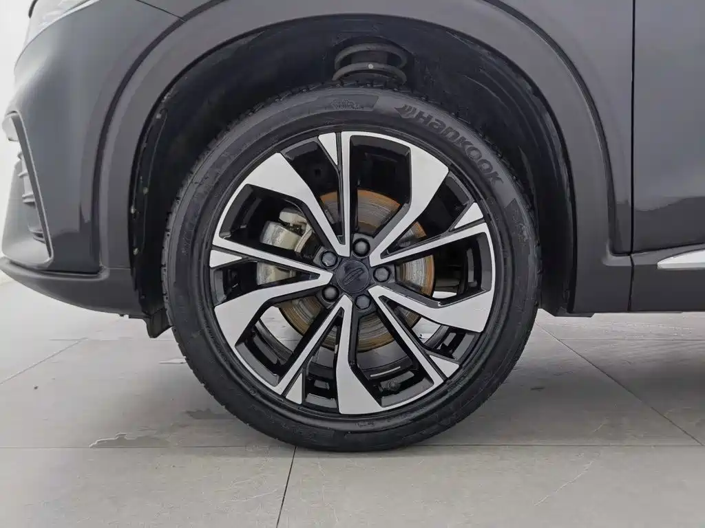 Geely Xingyue S — миниатюра 17