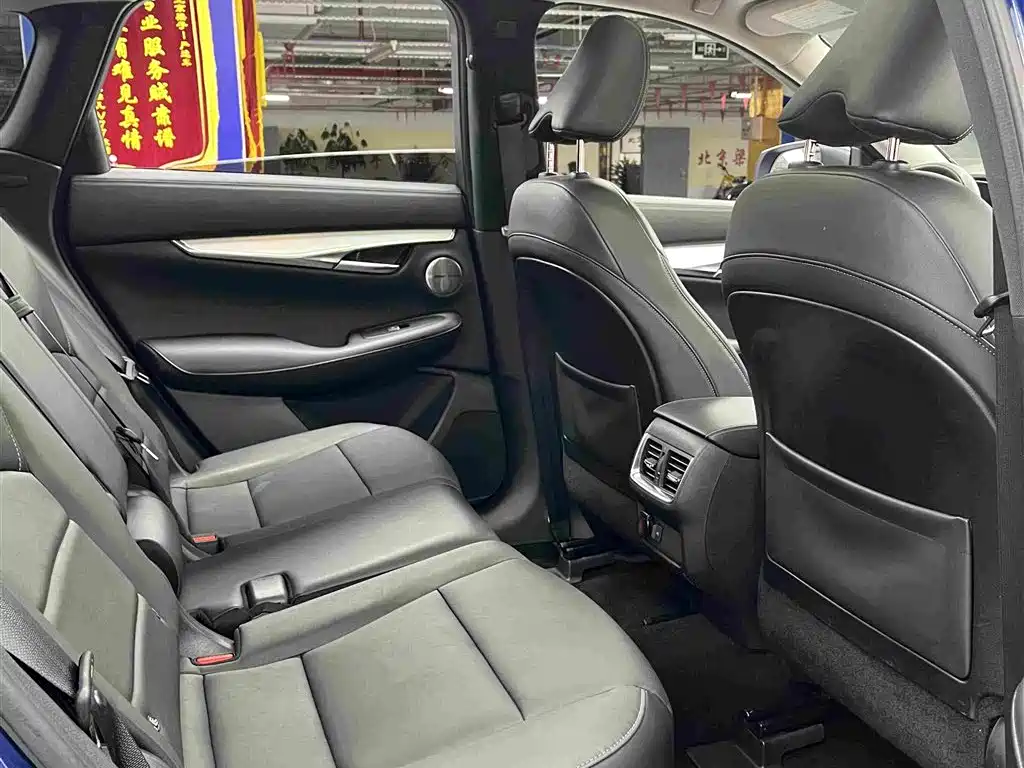 Infiniti QX50 — миниатюра 7