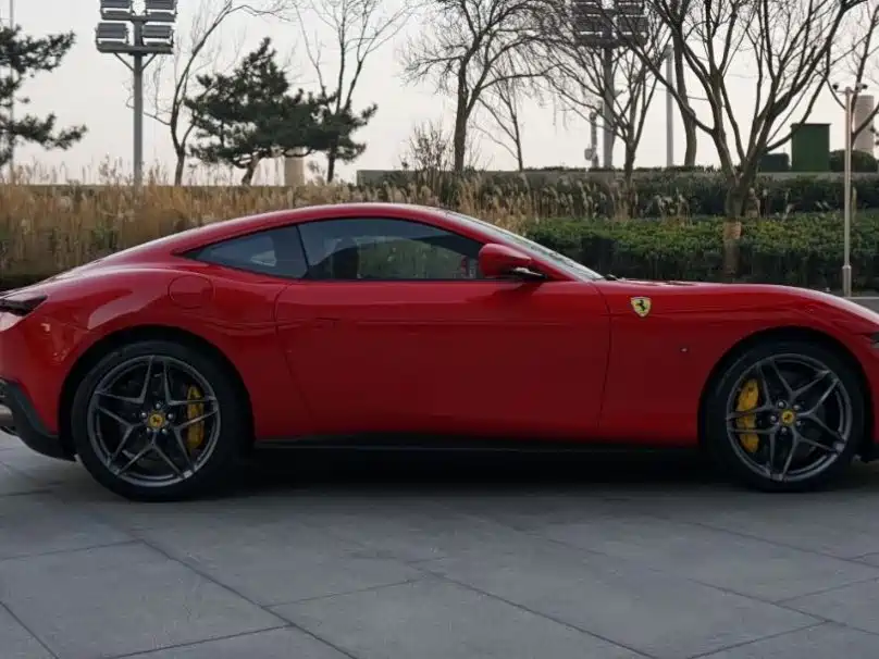 Ferrari Roma — миниатюра 4
