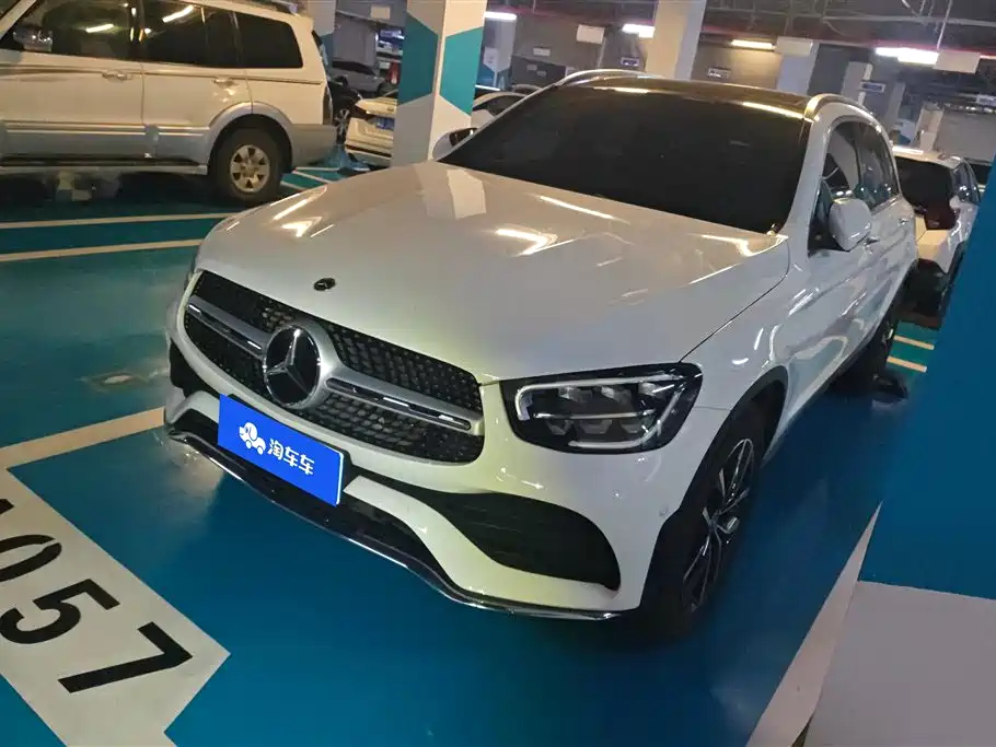Mercedes-Benz GLC 2023