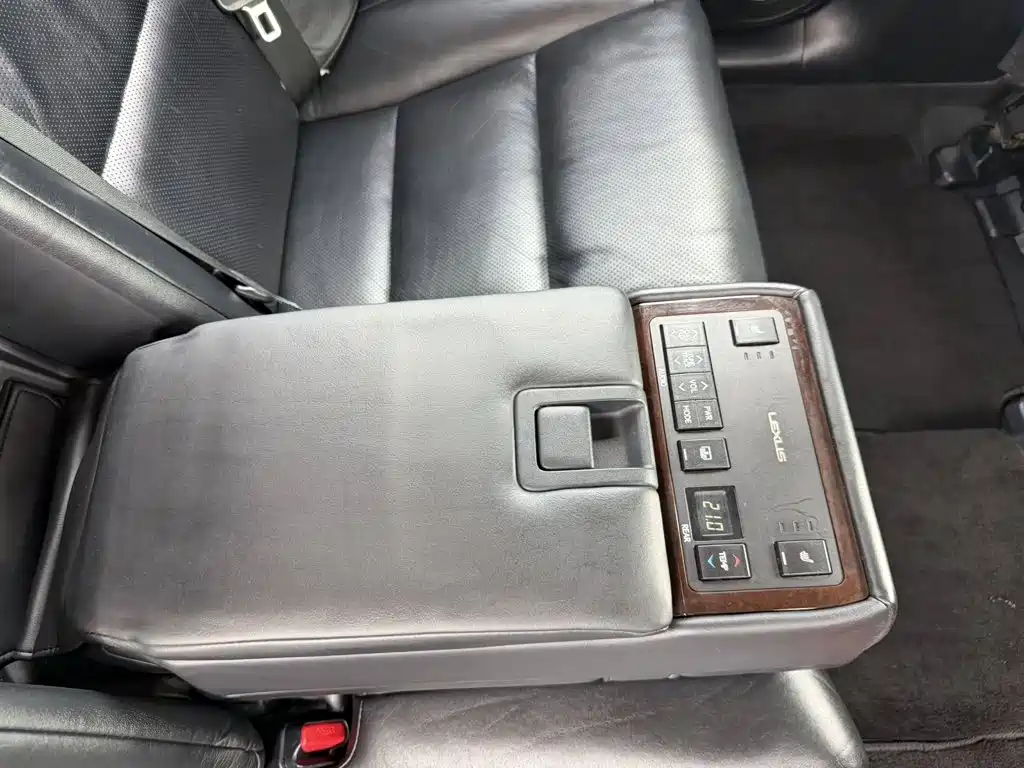 Lexus ES — миниатюра 9