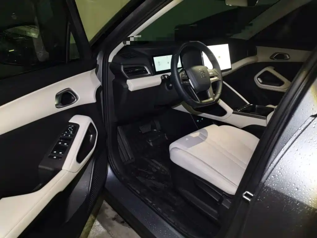 BYD Yuan UP — миниатюра 14