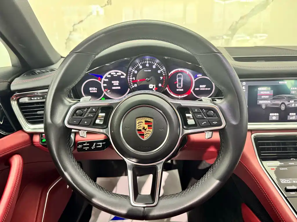 Porsche Panamera — миниатюра 10
