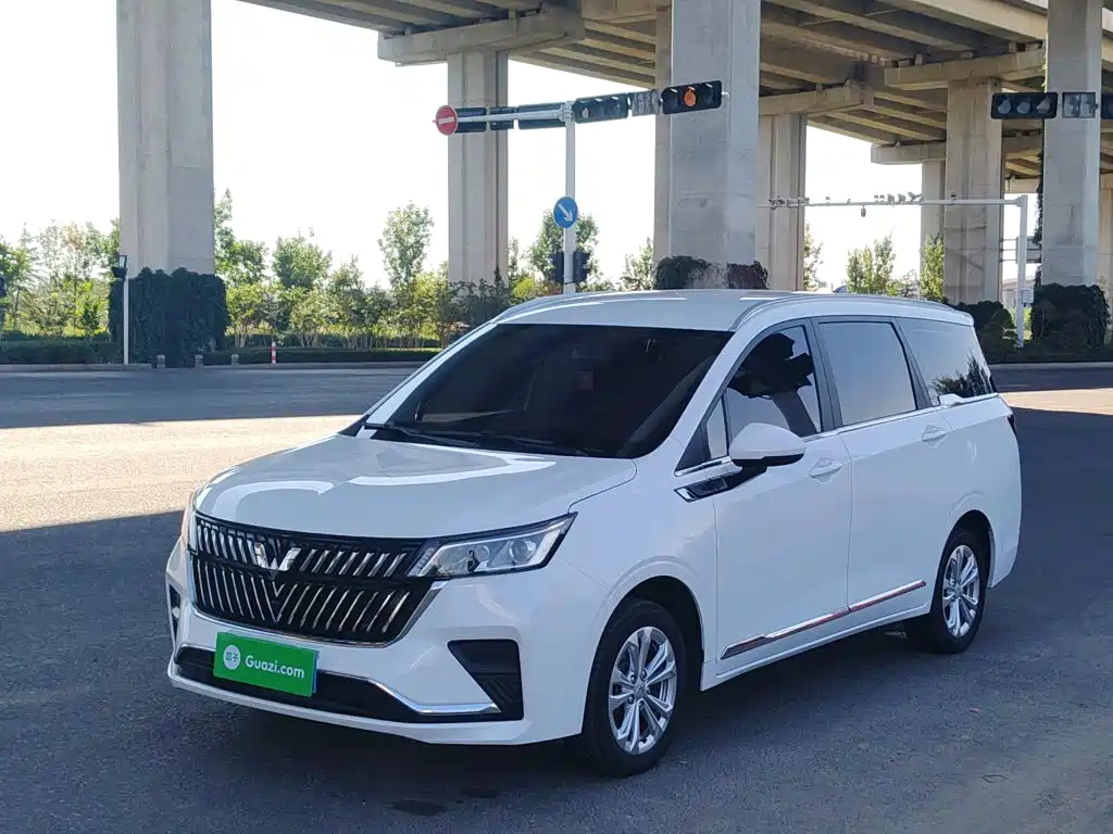 Wuling Jiachen
