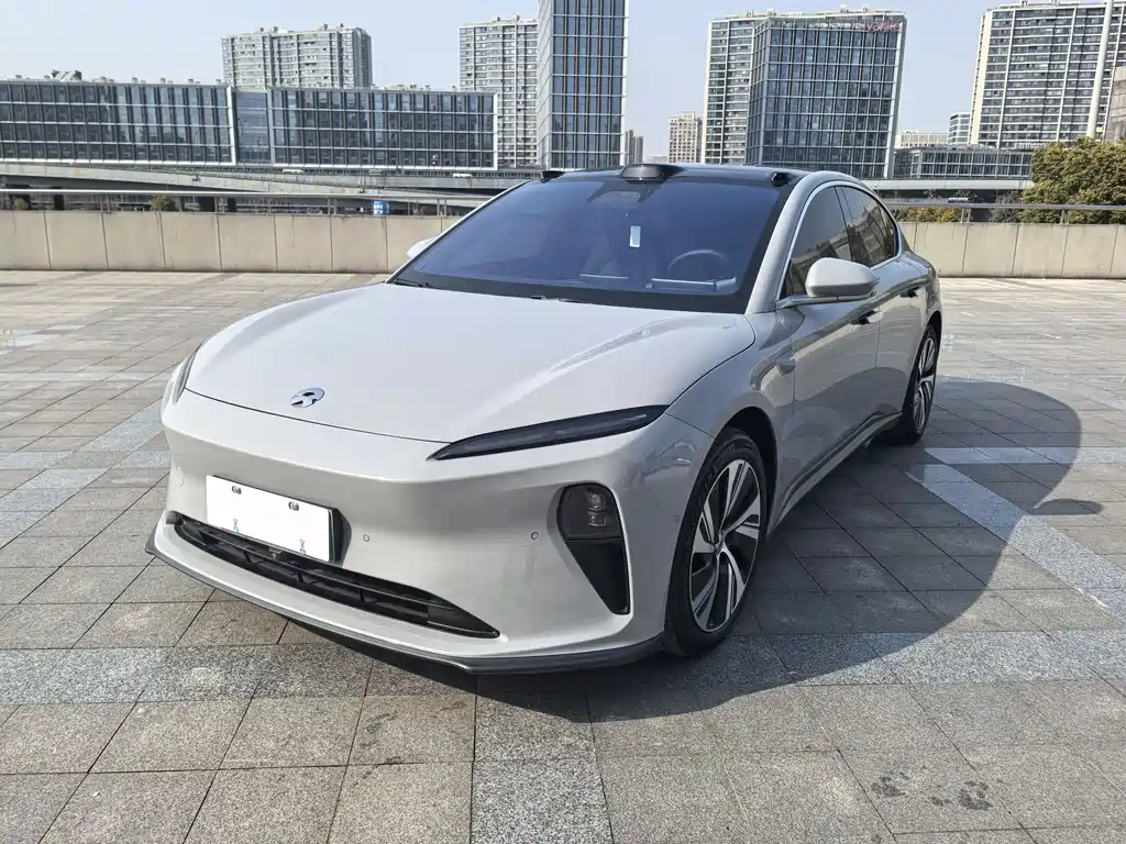 NIO NIO ET5