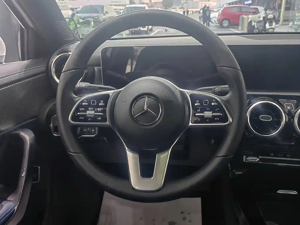 MERCEDES-BENZ A CLASS