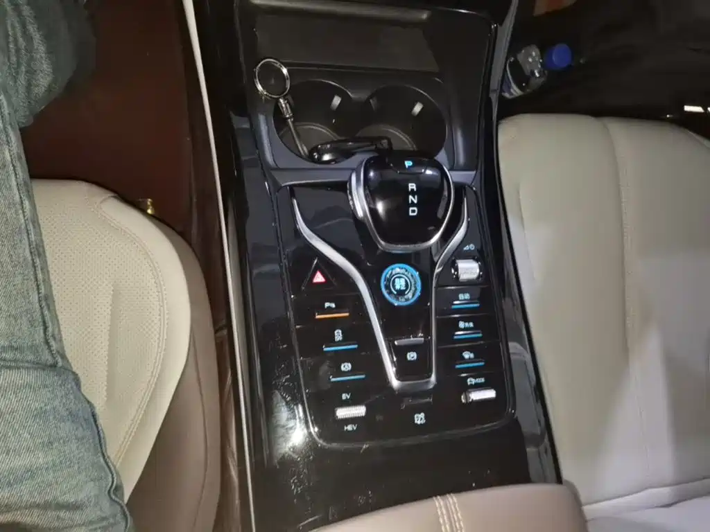 BYD Qin Plus — фотографии объявления, Фото 15