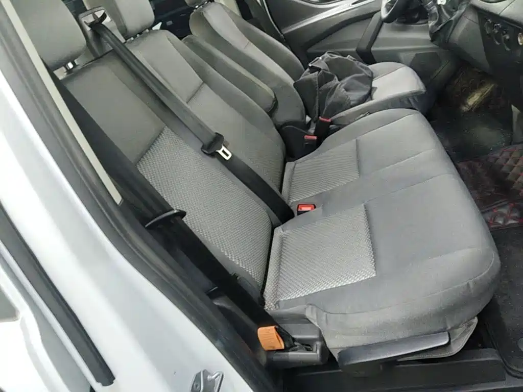 Ford Transit — миниатюра 25
