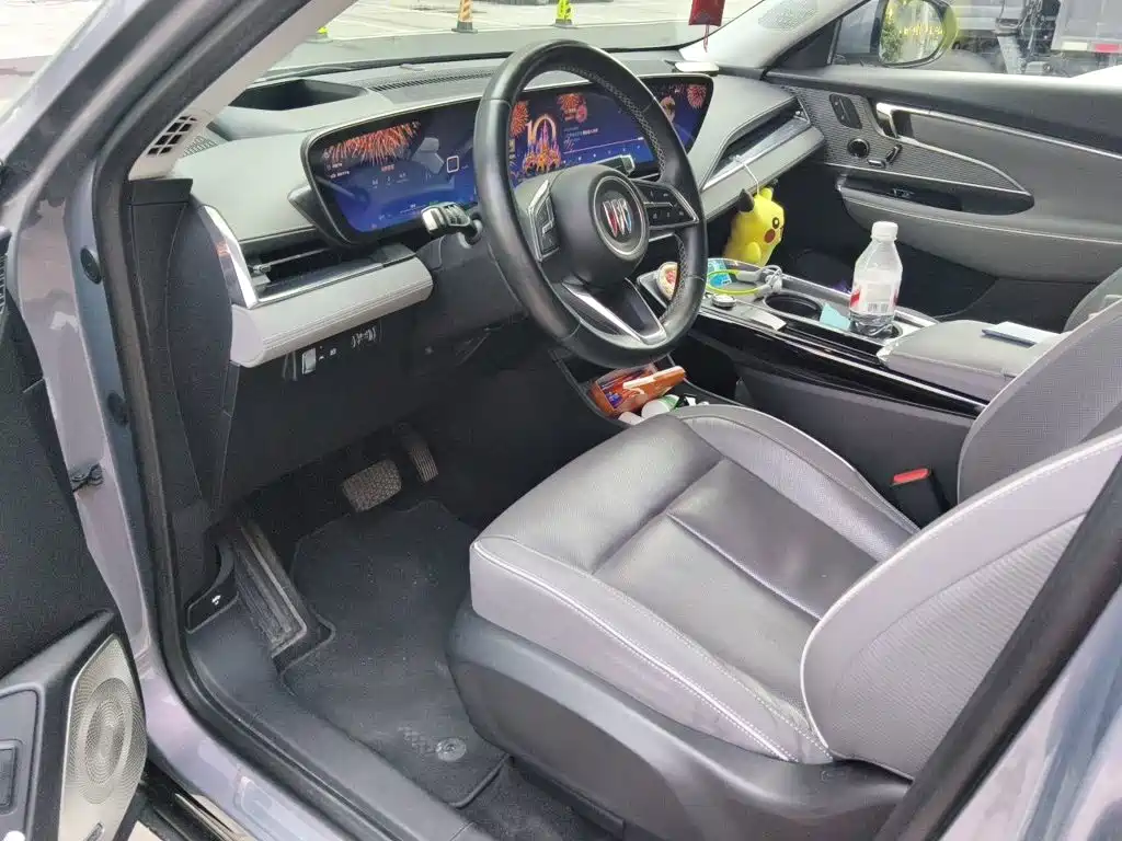 Buick E5 — миниатюра 12