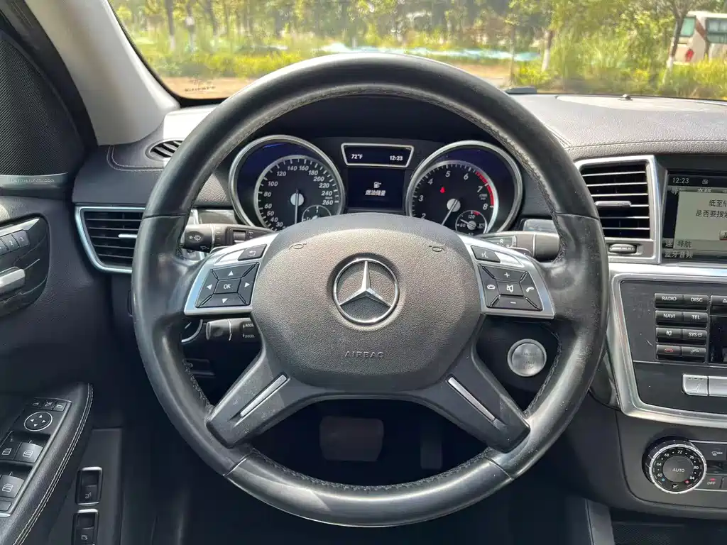 Mercedes-Benz GL-Class — миниатюра 17