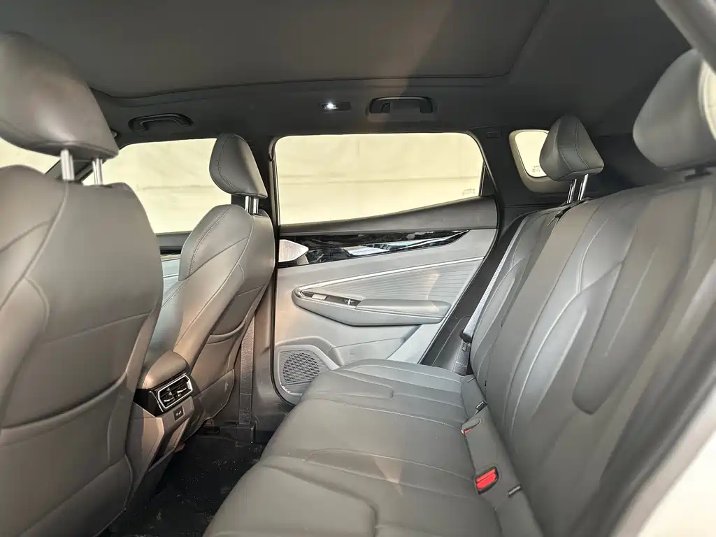Geely Boyue 2026 1.5TD