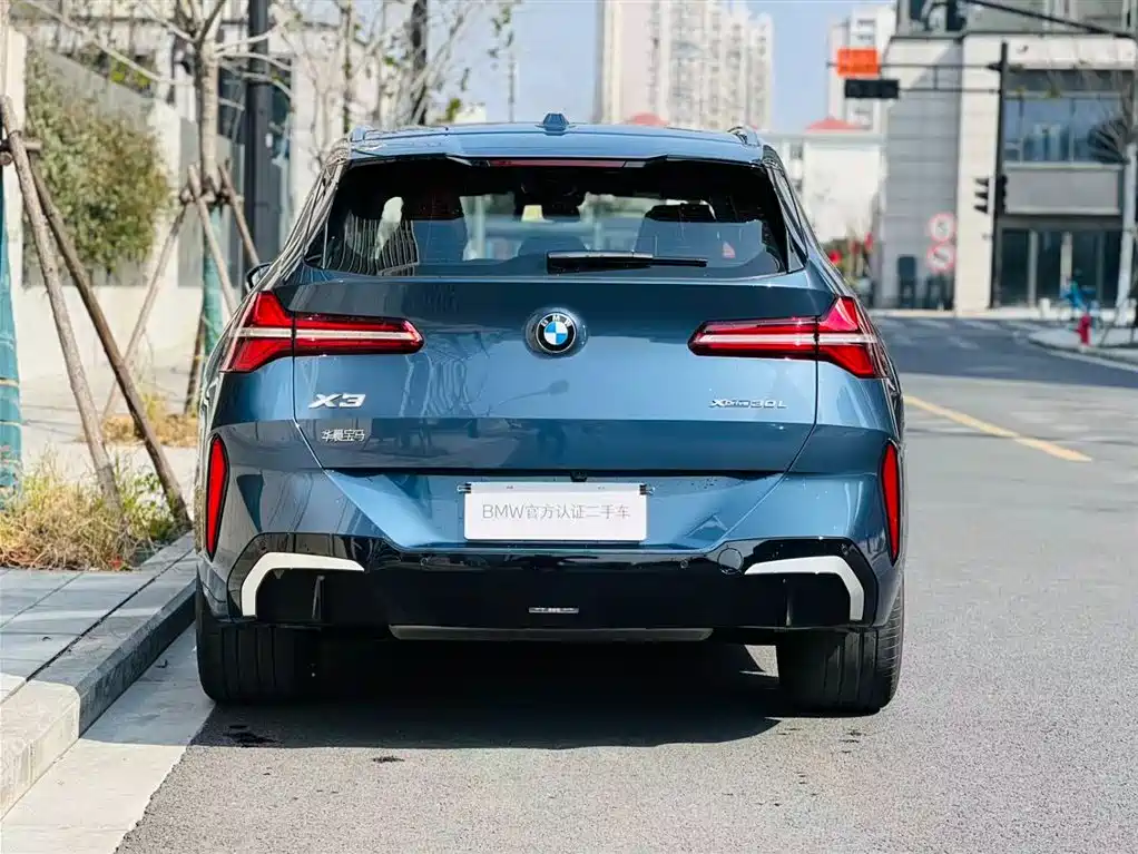 BMW X3 2025 xDrive30L Premium M Sport