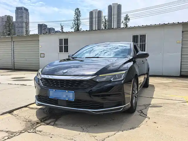 DONGFENG YI HYUN MAX 2022