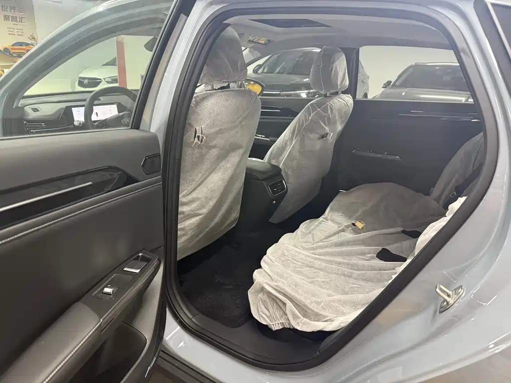 GEELY GALAXY GALAXY L6