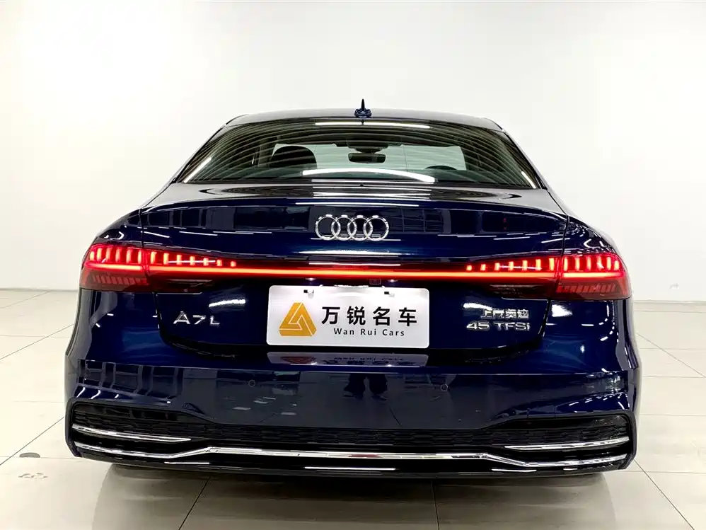 Audi A7L 2022 45 TFSI S-line