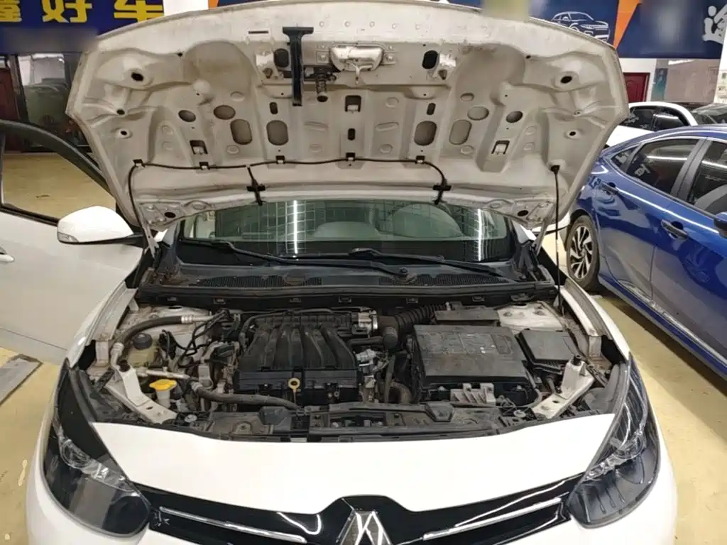 Renault Fluence — миниатюра 20