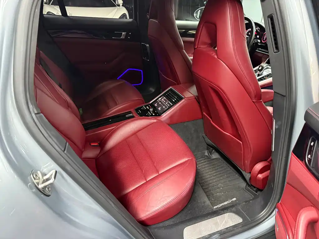 Porsche Panamera — миниатюра 9
