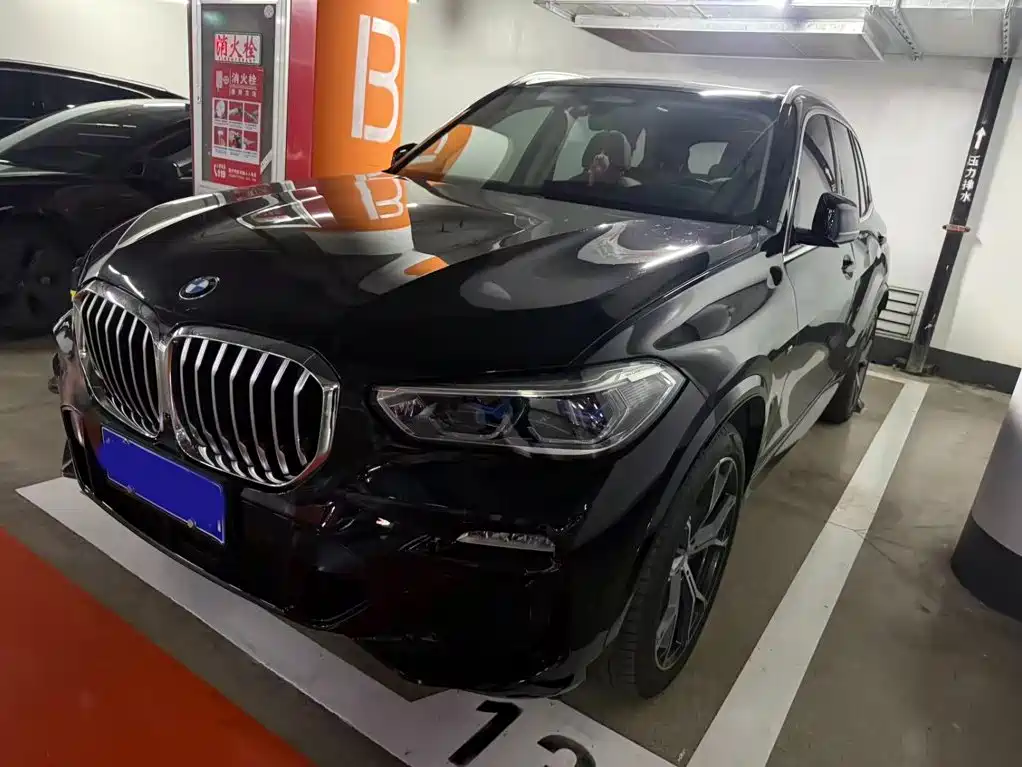 BMW X5 (Import)