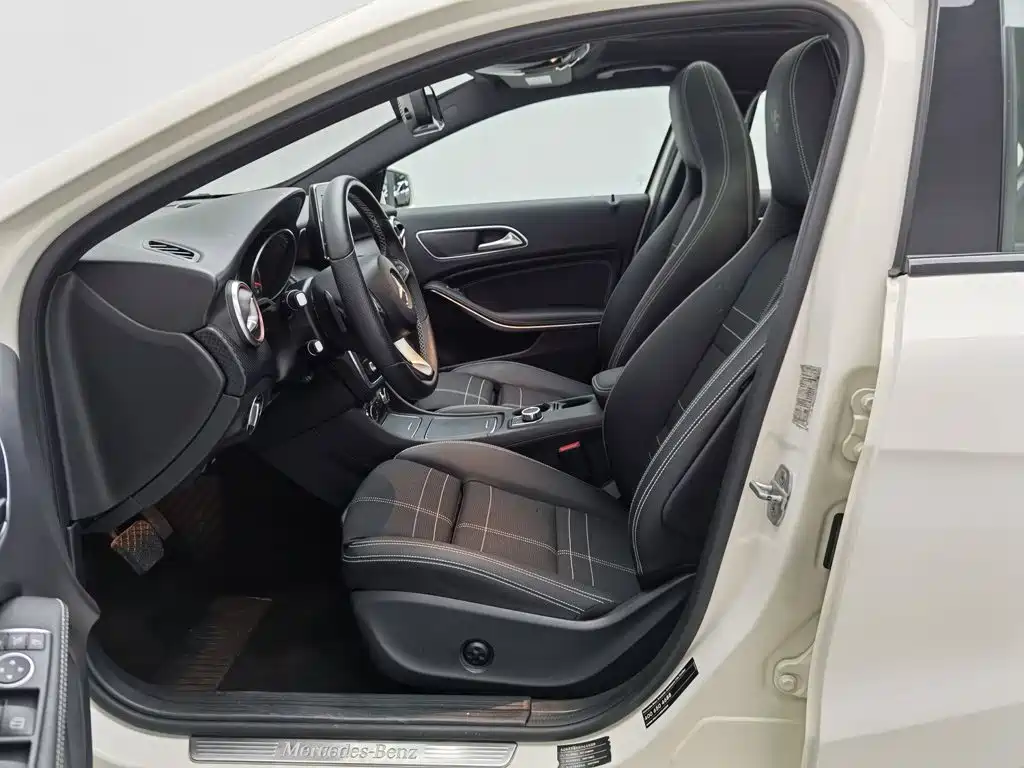 Mercedes-Benz A-Class (Import) — миниатюра 10