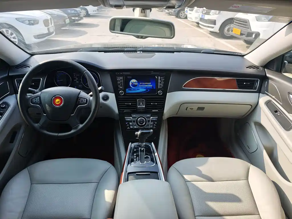 Hongqi Hongqi H7 — миниатюра 9
