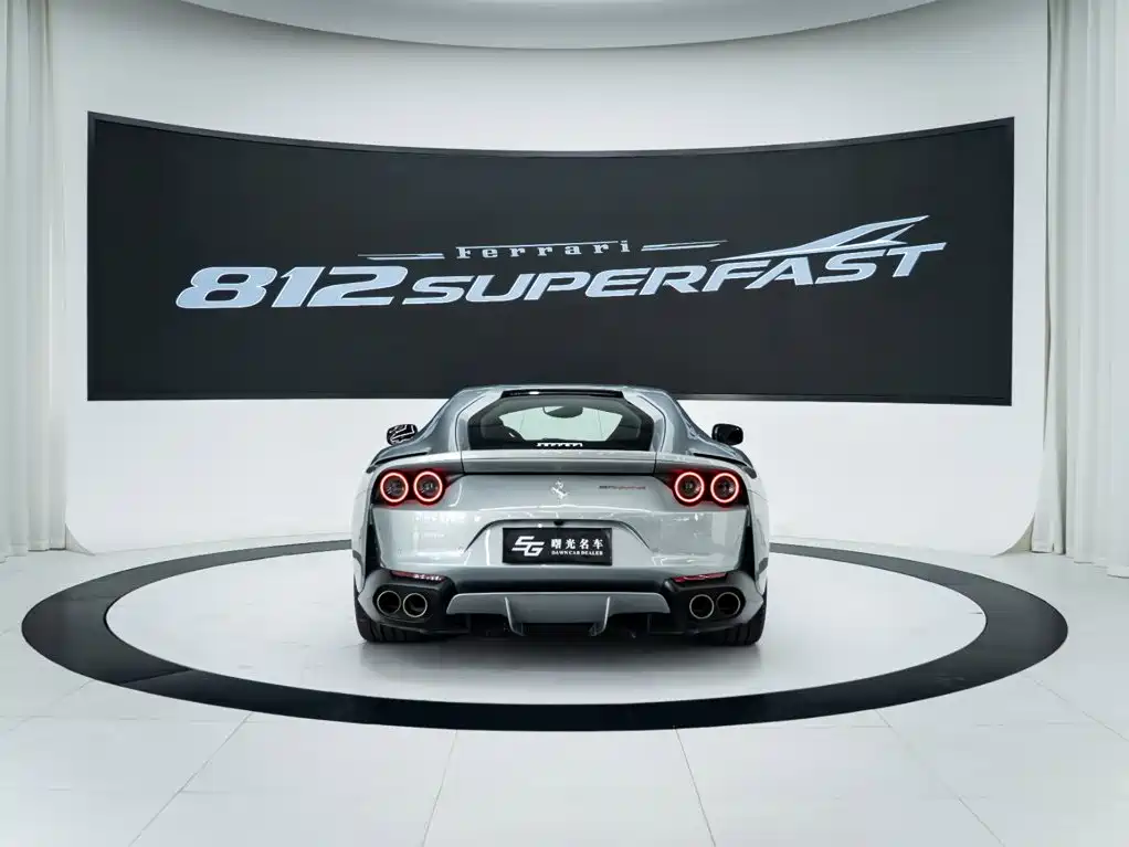 Ferrari 812 — миниатюра 5