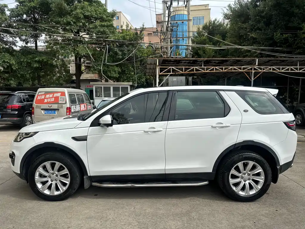 Land Rover Discovery Sport 2016 2.0T SE