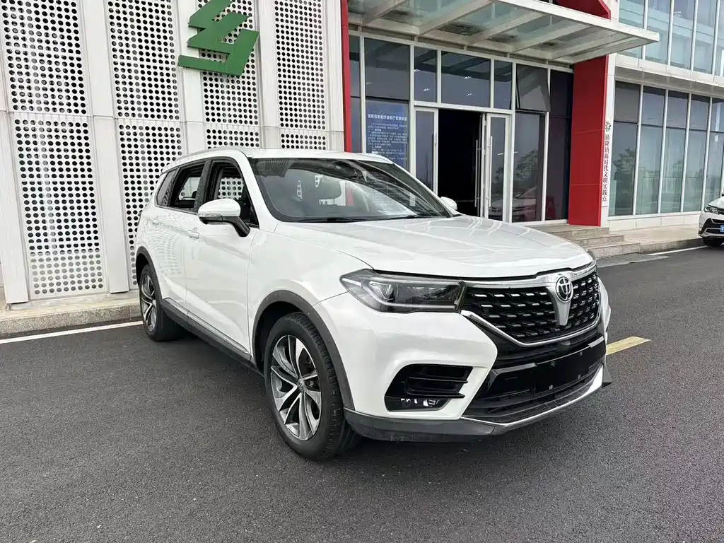 Zhonghua V7 — миниатюра 22