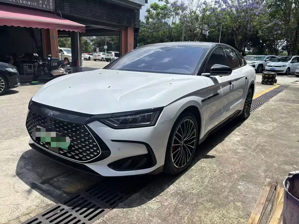 Byd Han 2022