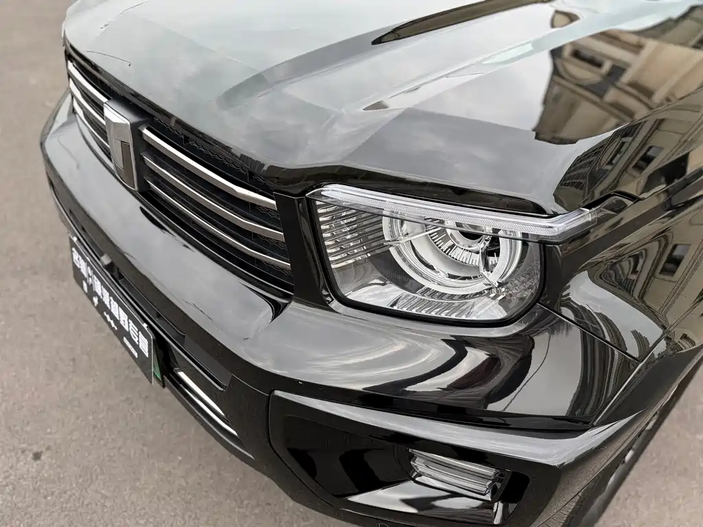 TANK TANK 700 NEW ENERGY