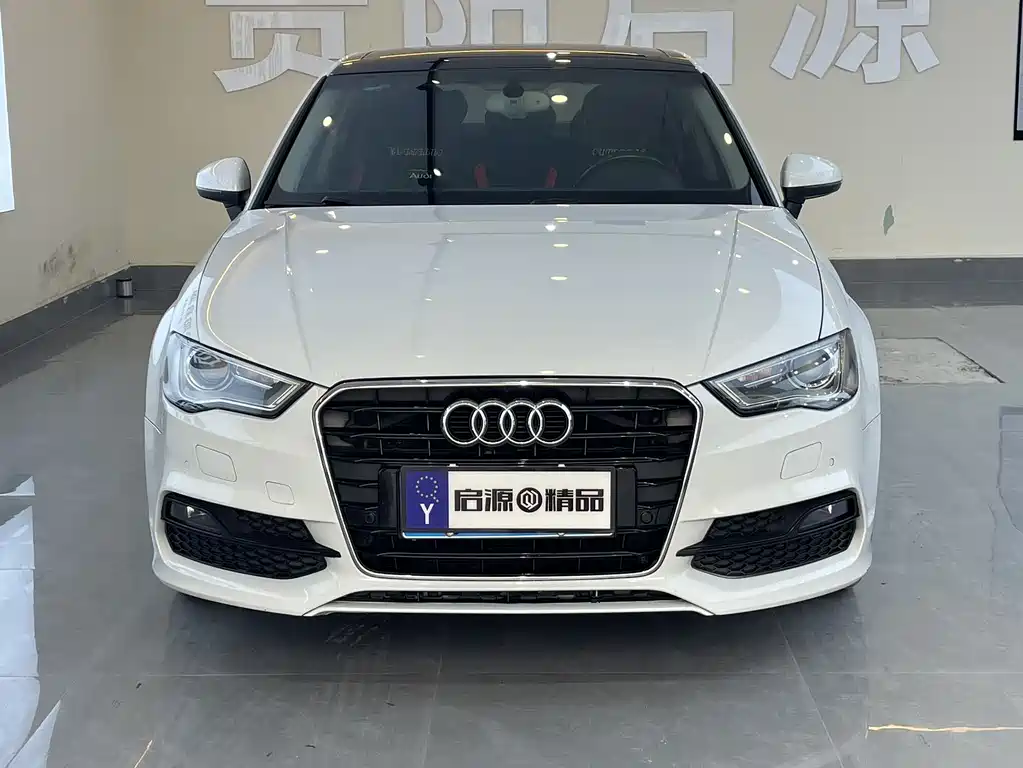 Audi A3 2014 Limousine 40 TFSI S line Luxury