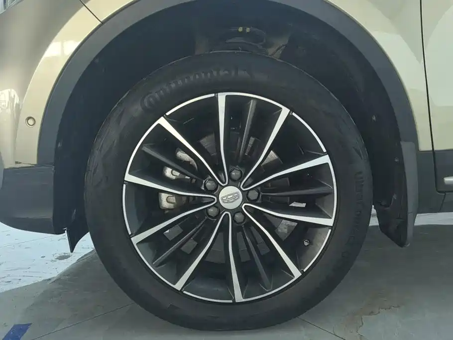 Geely Boyue — миниатюра 6