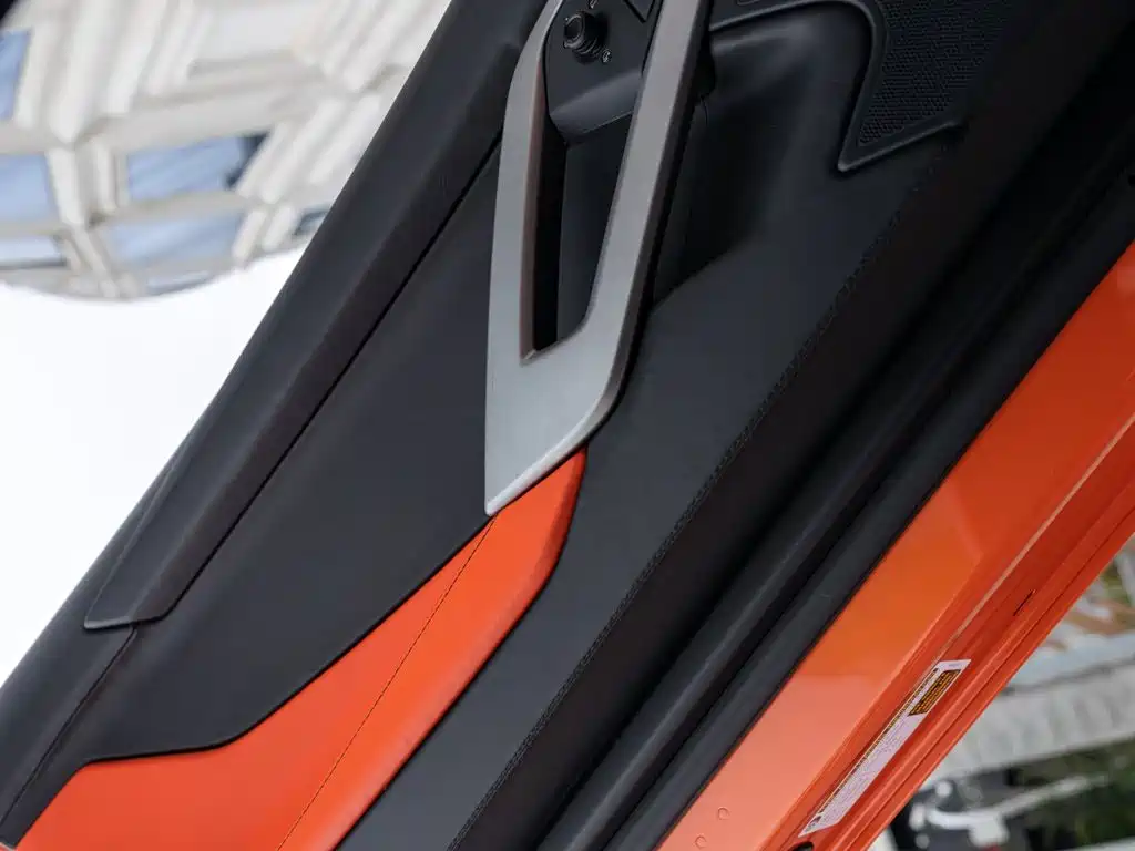Lamborghini Aventador — миниатюра 16