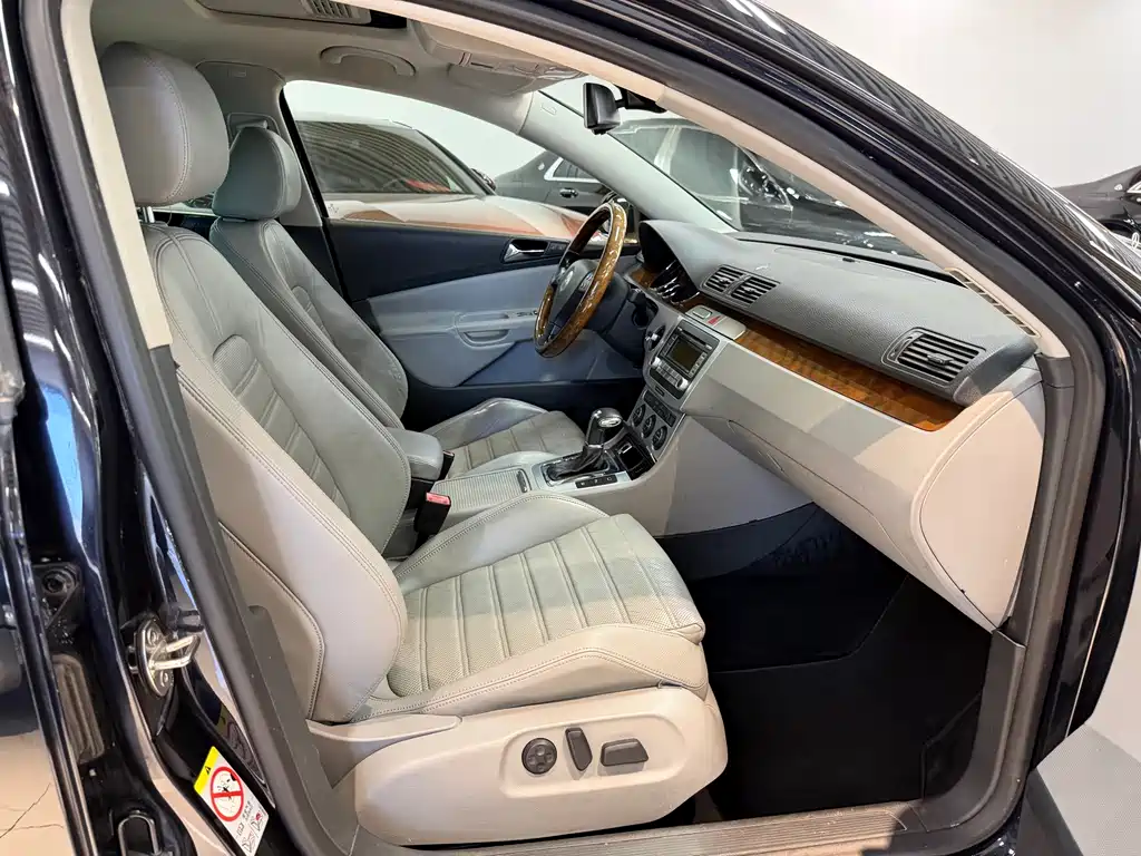Volkswagen Magotan (Import) — миниатюра 13