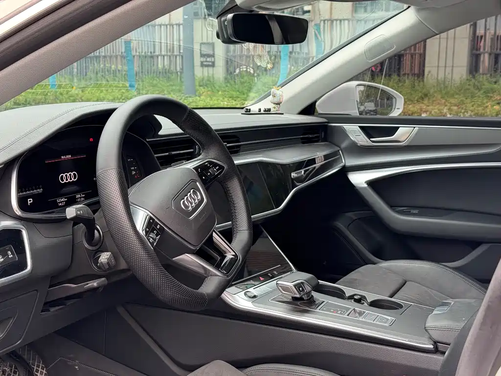 Audi A7 2022 40 TFSI Luxury