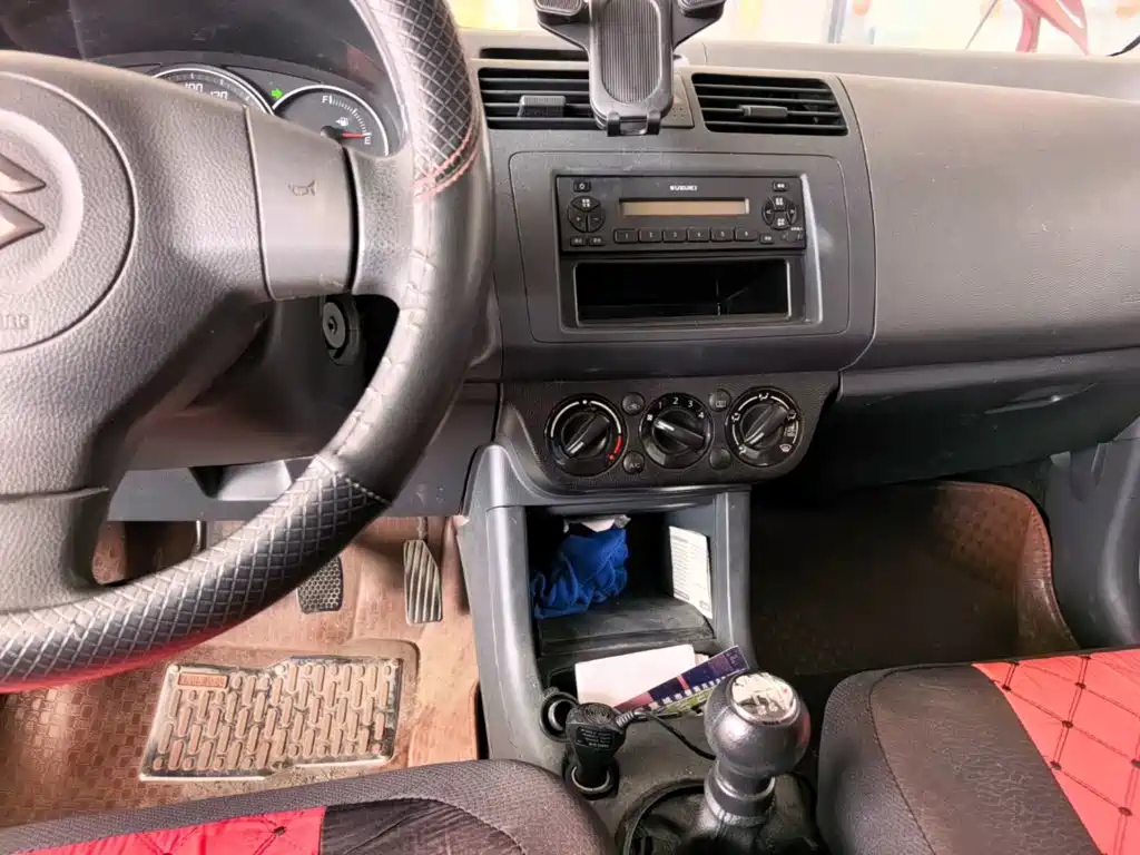 Suzuki Swift — миниатюра 13