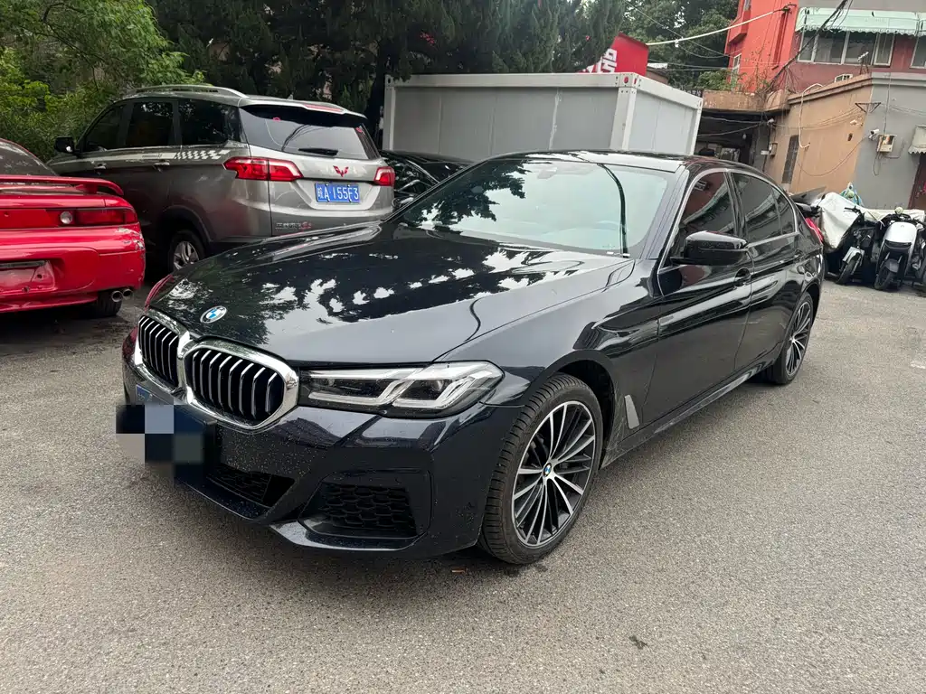 BMW 5 Series 2023